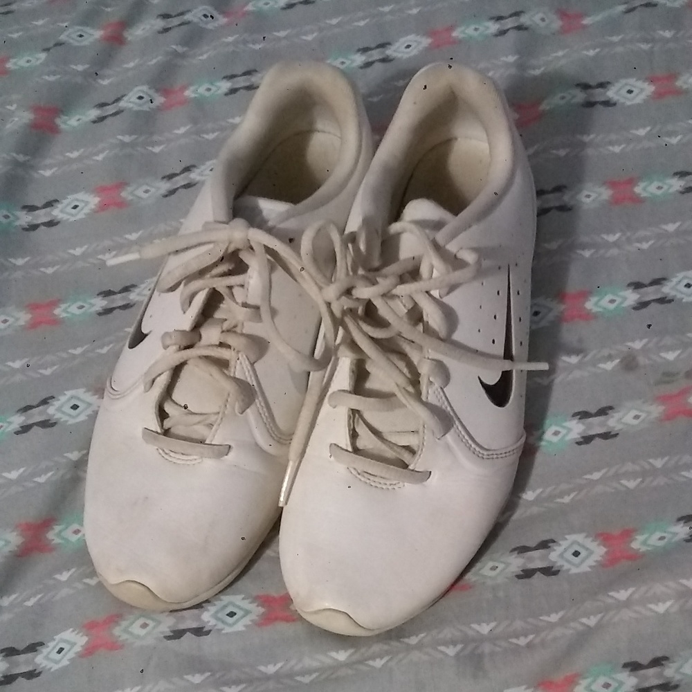 cheer shoes nike sidelines white
